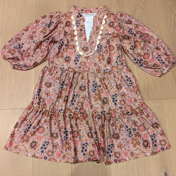 Smith & Quinn Dresses & Skirts - Floral Pink Dress
